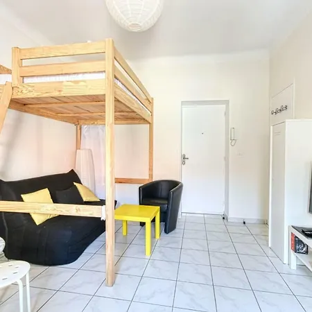 Studio Near City Centre By Guestready Cannes